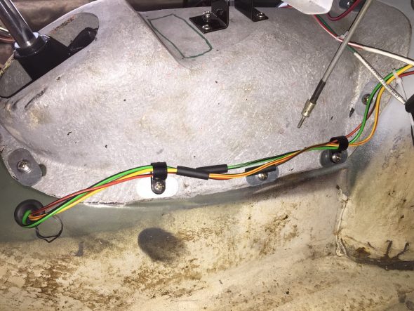 Reverse and Top Gear Wiring at Gearbox Cover